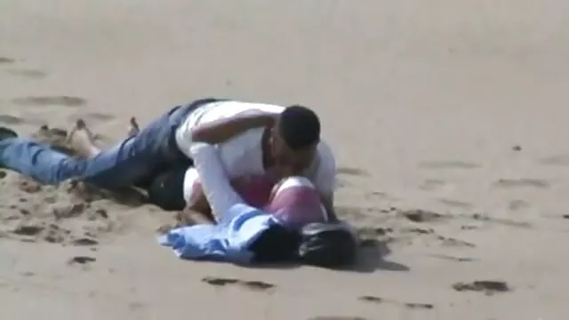 دو دختر نوجوان با داشتن سرگرم بازی سکسی بکن بکن کننده